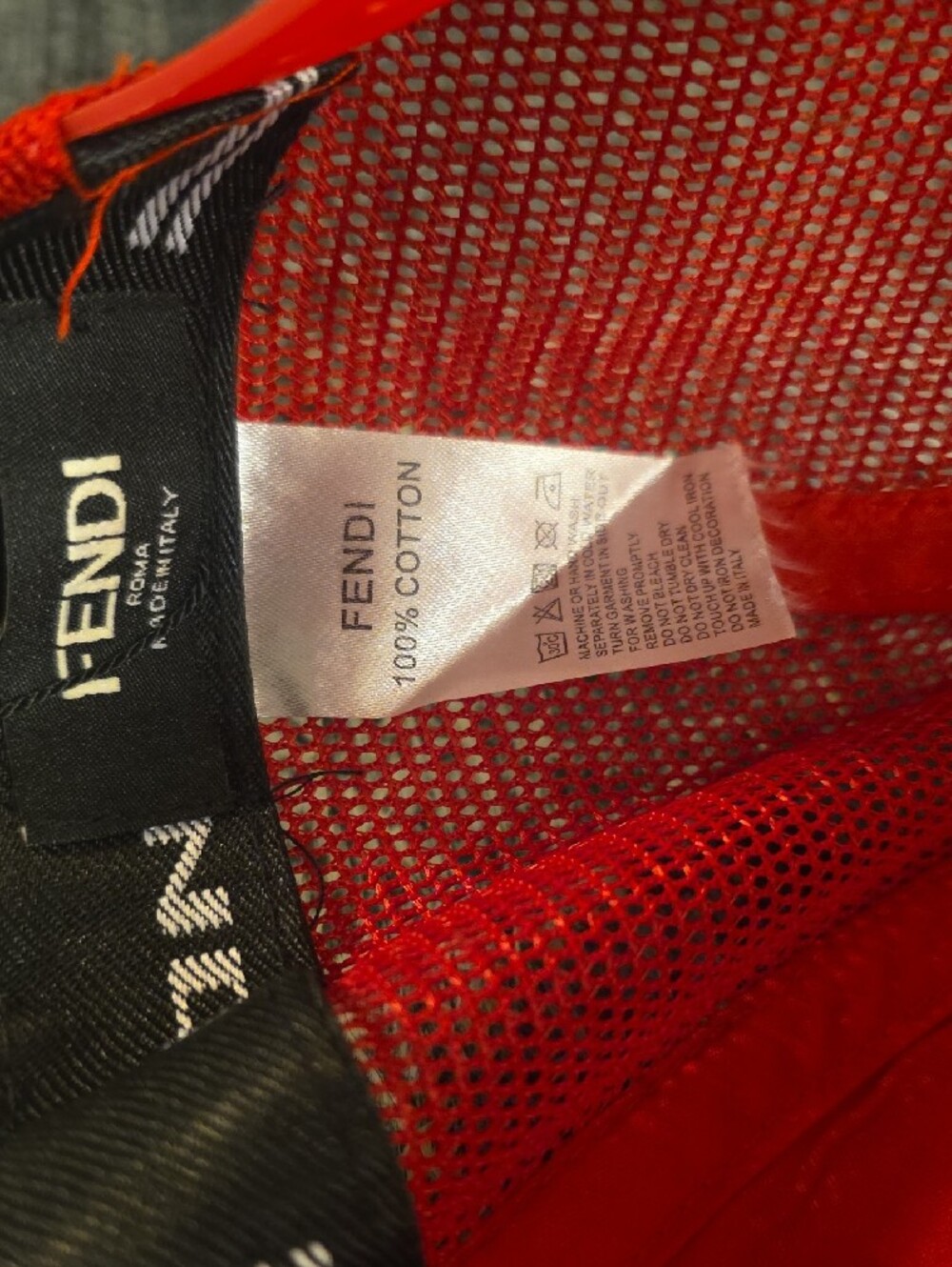 Fendi Red Mesh Baseball Cap - Picture 3 of 3